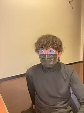 --ha-ru-- online show from March 4, 2026, 9:04 am