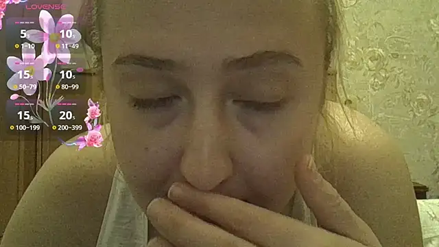 CurvyWild Lady30 online show from March 31, 2026, 8:20 pm