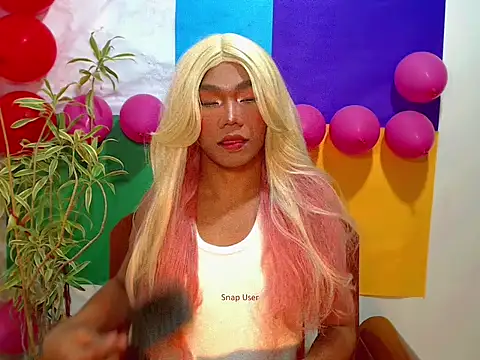 Snapshot of shopiaxox1 chatting on February 21, 2026, 4:35 am shopiaxox1 online show from February 21, 2026, 4:35 am