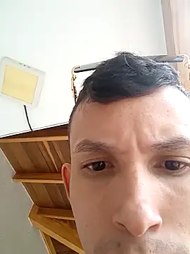 Isaak 26 online show from March 24, 2026, 5:40 pm