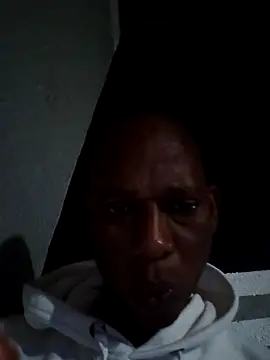 smallt98 online show from February 14, 2026, 10:50 pm