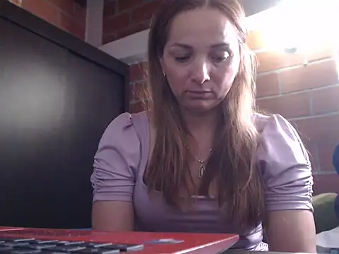 diamondgoddessfeet online show from March 5, 2026, 2:07 am