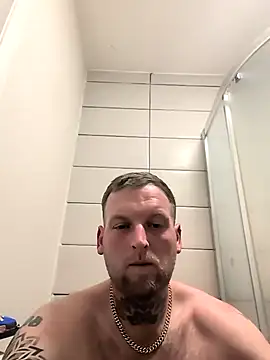 dave32000 online show from April 7, 2026, 10:31 pm