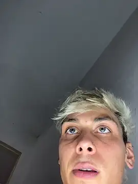 Snapshot of Babyfacenik chatting on March 4, 2026, 5:19 pm Babyfacenik online show from March 4, 2026, 5:19 pm