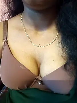 manu sexy  online show from March 30, 2026, 6:03 am