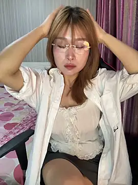 A-cola online show from April 23, 2026, 1:35 pm