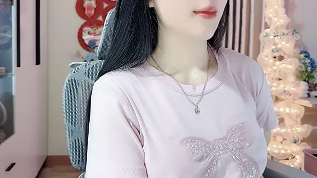 Snapshot of Agnelyn___ chatting on May 3, 2026, 3:18 pm Agnelyn online show from May 3, 2026, 3:18 pm