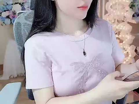 Agnelyn    online show from July 1, 2026, 11:34 am