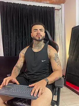 Benjii Carter1 online show from February 26, 2026, 4:00 am