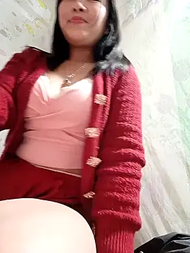 Ella lee18 online show from March 5, 2026, 1:40 pm