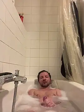 Snapshot of DeN_strip chatting on February 12, 2026, 5:30 pm DeN strip online show from February 12, 2026, 5:30 pm