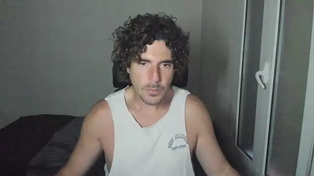 joaquin420 hot online show from April 19, 2026, 4:56 am