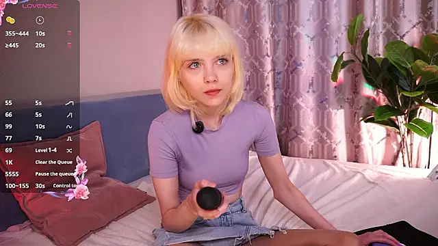 wow angel online show from March 3, 2026, 5:35 am