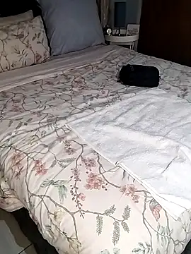 KINKYDOLL4U online show from April 12, 2026, 8:14 pm