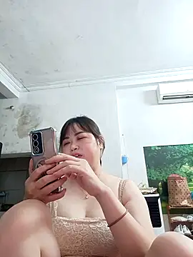 Kee-kimlee online show from April 13, 2026, 2:50 am