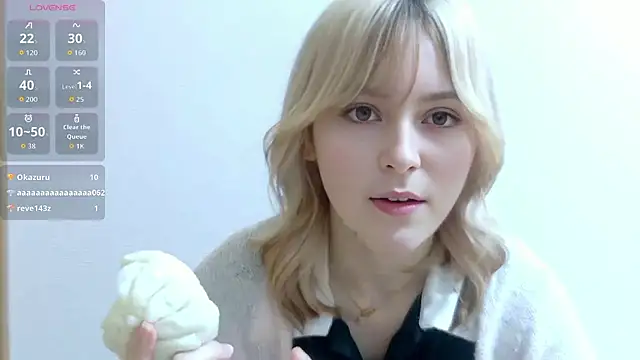 Snapshot of e_ri_ka93 chatting on June 19, 2026, 1:15 pm e ri ka93 online show from June 19, 2026, 1:15 pm