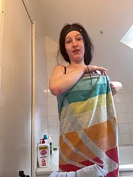 Mis-Elisa96 online show from March 3, 2026, 9:37 am