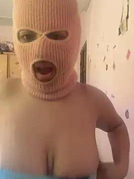 Snapshot of faettaa chatting on February 23, 2026, 10:12 am faettaa online show from February 23, 2026, 10:12 am