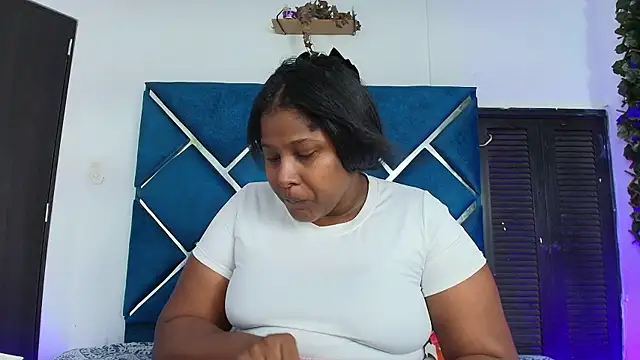 AlexaRousse4u online show from June 6, 2026, 10:25 pm