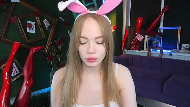 AmyNox online show from March 22, 2026, 10:07 am