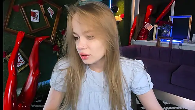 AmyNox online show from March 26, 2026, 5:13 am