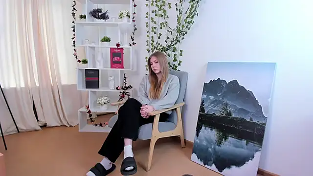 CharityKhamo online show from February 12, 2026, 8:42 am