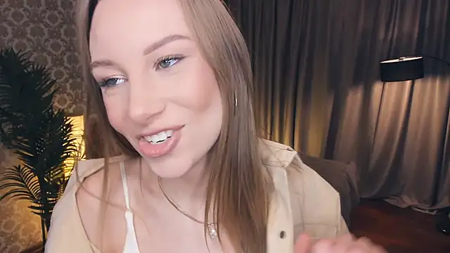 CarmenLipkin online show from March 6, 2026, 2:24 pm