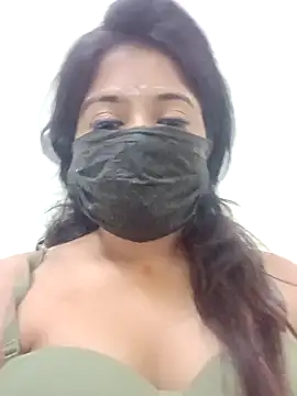 Newmomsexy online show from March 10, 2026, 7:30 pm