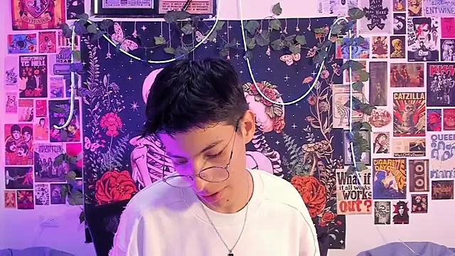 alextop  online show from February 14, 2026, 7:54 pm