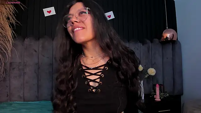 Lanadelrey 1 online show from February 16, 2026, 12:23 pm