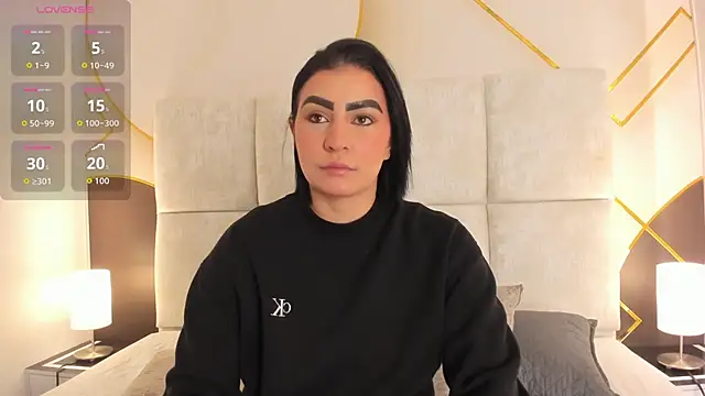 caroo giraldo   online show from April 6, 2026, 12:28 pm