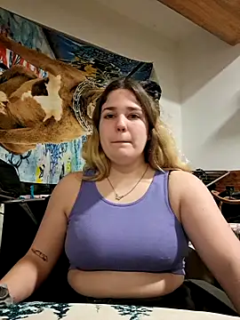 Dulcexpecado online show from April 16, 2026, 10:23 pm