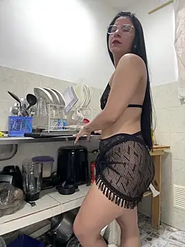 samanta big ass  online show from April 8, 2026, 11:32 am