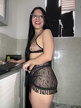 samanta big ass  online show from June 12, 2026, 12:04 pm