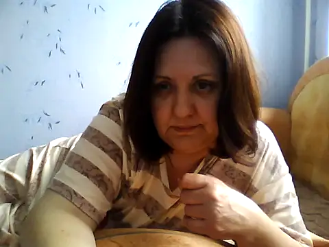 Snapshot of LockyCharm111 chatting on May 10, 2026, 6:07 am LockyCharm111 online show from May 10, 2026, 6:07 am