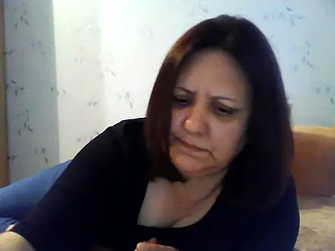 Snapshot of LockyCharm111 chatting on June 9, 2026, 6:08 pm LockyCharm111 online show from June 9, 2026, 6:08 pm
