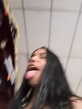 Evie Candy online show from April 18, 2026, 9:59 pm