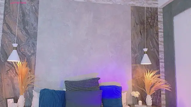 Hannah-Prada online show from March 19, 2026, 11:36 am