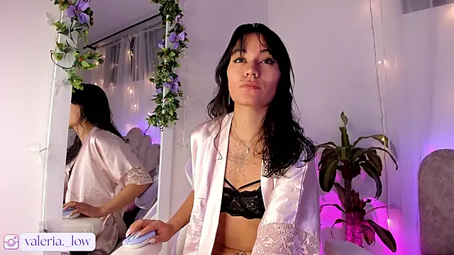 Nahialov online show from March 22, 2026, 1:42 am