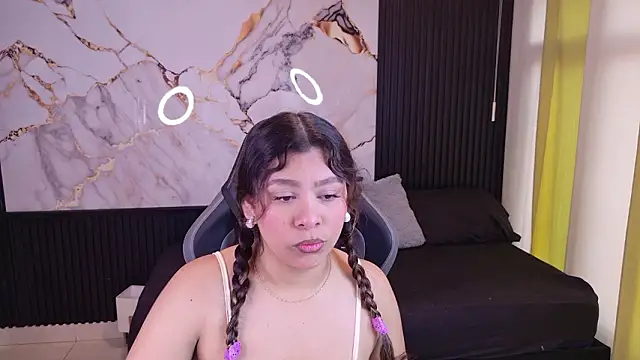 Sophie19   online show from March 19, 2026, 12:20 pm