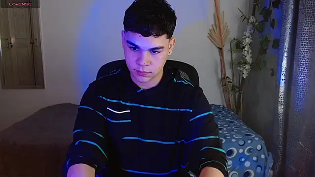 eithan jonnes online show from March 20, 2026, 1:38 pm