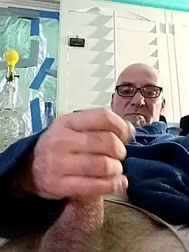 scott12347762 online show from February 19, 2026, 5:03 am