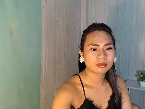 Snapshot of mauie69 chatting on June 26, 2026, 11:42 pm mauie69 online show from June 26, 2026, 11:42 pm