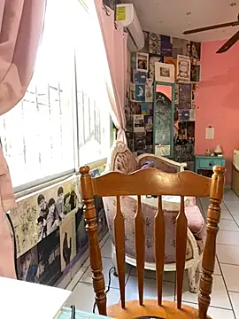 Snapshot of JeanneDuval8888 chatting on February 14, 2026, 7:10 pm JeanneDuval8888 online show from February 14, 2026, 7:10 pm