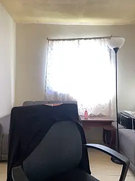 JeanneDuval8888 online show from April 6, 2026, 10:54 pm