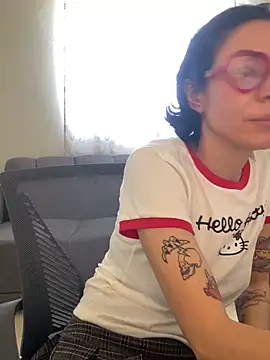 JeanneDuval8888 online show from April 11, 2026, 9:52 pm