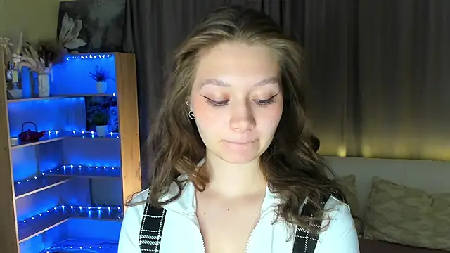 HolliBillig online show from March 29, 2026, 7:03 pm