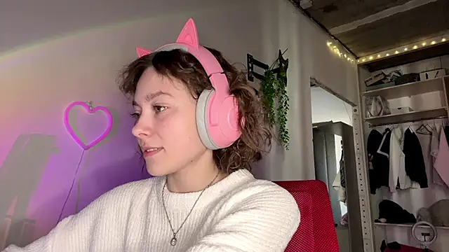 SlunkRear online show from April 11, 2026, 10:03 pm