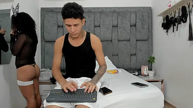 NaughtyVibes OS online show from April 14, 2026, 2:17 am