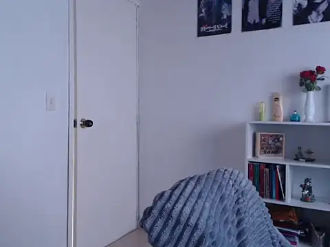 gris26 online show from March 4, 2026, 1:17 pm